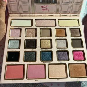 Too Faced Eyeshadow Palette Holiday Collection